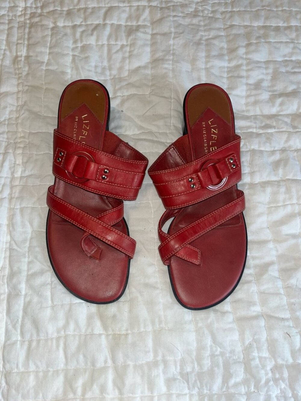 Lizflex By Liz Claiborne Red Leather Slide Sandals With Buckle Accents Womens Si